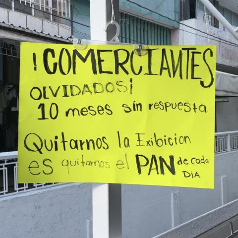 Comerciantes en huelga