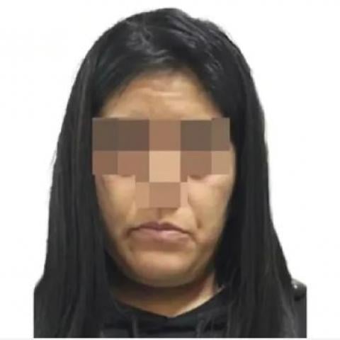 “La Tía”
