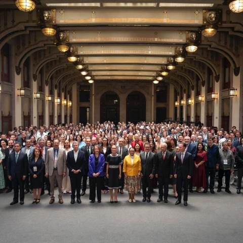 Claudia Sheinbaum y legisladores 