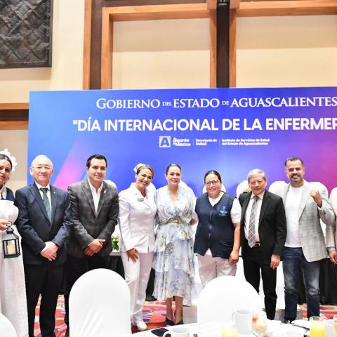 Tere Jiménez encabeza evento conmemorativo del Día de la Enfermería