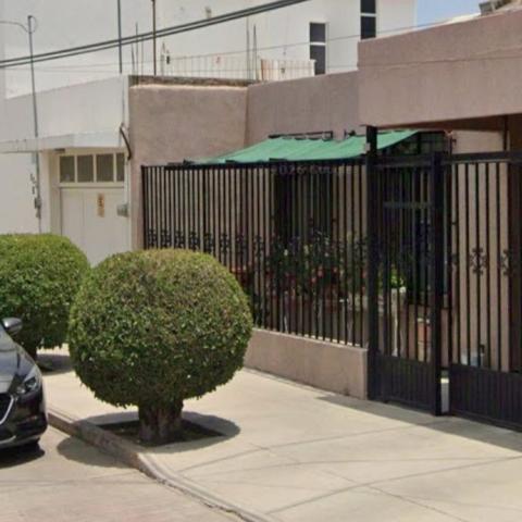 Los delincuentes lograron entrar por una ventana y escapar con el cuantioso botín