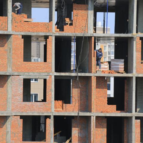 Vivir más compactos sin llegar a hacinamiento: Arquitectos apuestan por vivienda vertical