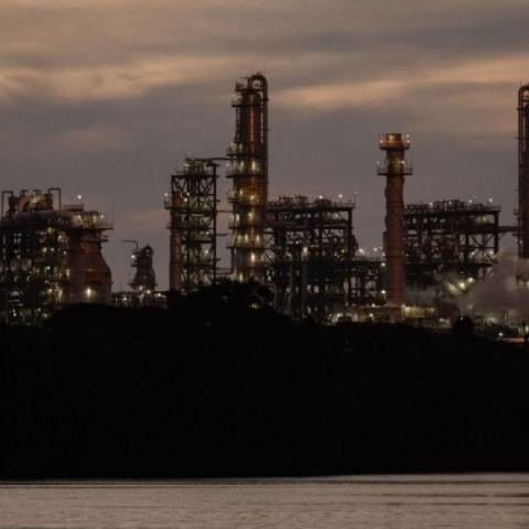 Reportan otro incendio en la refinería Dos Bocas, tras cambio de director en Pemex