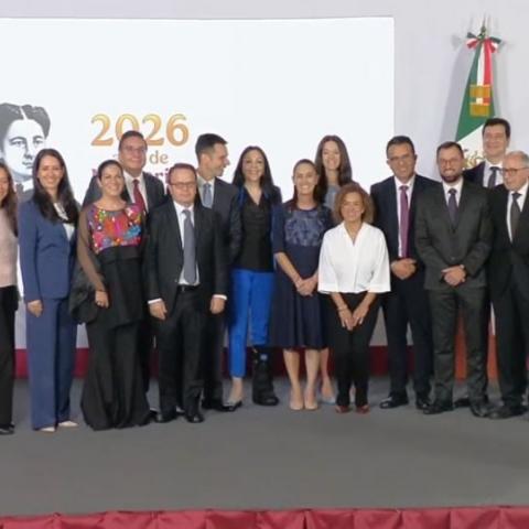Sheinbaum anuncia inversión de 21 mil millones de pesos de la industria farmacéutica