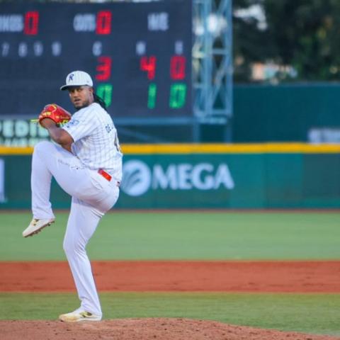 Rieleros 9-5 Saraperos