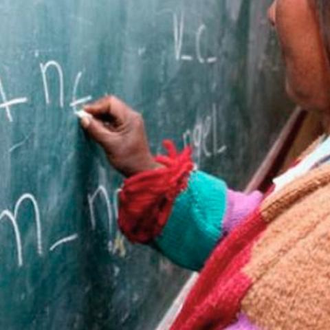 Rezago educativo 