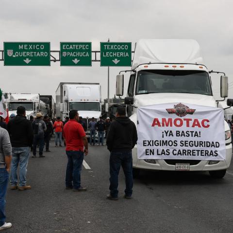 Segob anuncia la cancelación de bloqueos carreteros por parte de transportistas