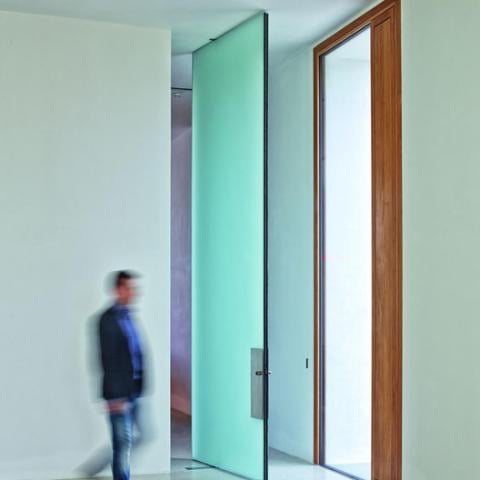 PUERTAS