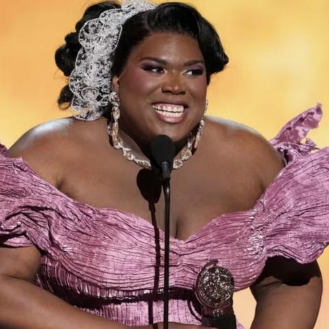 Qween Jean hace historia al ser la primera persona trans en ganar un Tony