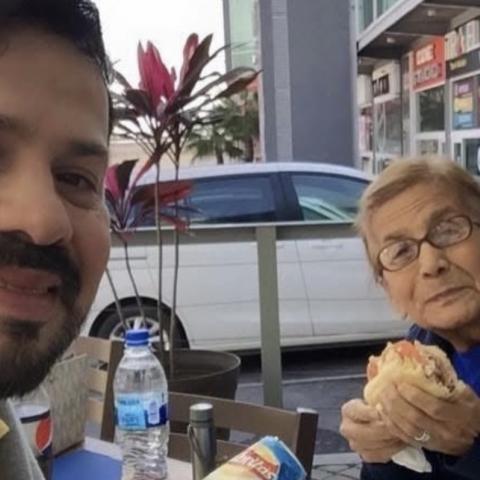 Cruz Martínez da a conocer la noticia del fallecimiento de su mamá 