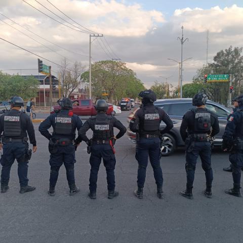 Policías están de más, pero necesario analizar trasfondo electoral: PRI sobre manifestaciones por agua