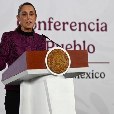 "¿Qué caso tiene que marchen hoy al estadio?": Sheinbaum cuestiona protestas del CNTE