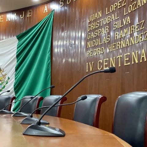 Faltan comisiones: Regidores defienden nuevo espacio y salario de $77 mil
