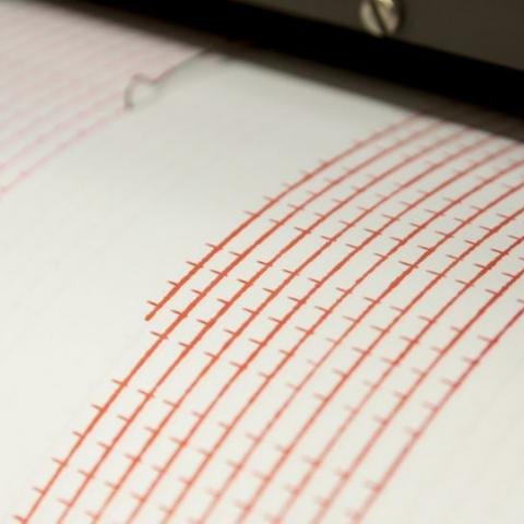 Terremoto de 6.9 azota en el norte de Japón 