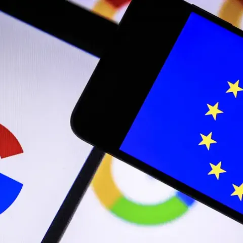 La Unión Europea multa a Google con 890 millones de euros 