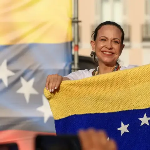 Machado: “Venezuela se convirtió en un estado fallido”