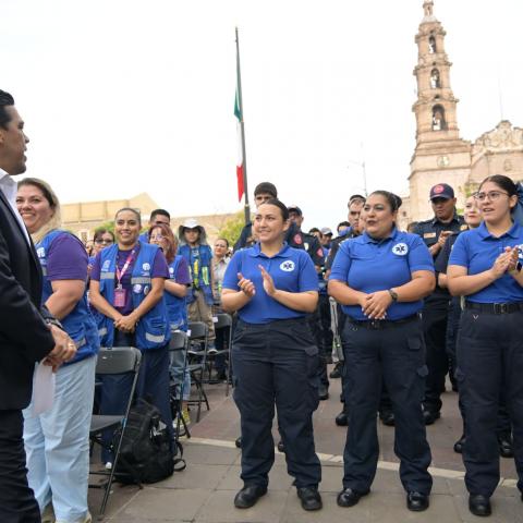 Leo Montañez inicia la difusión de su segundo informe y agradece a trabajadores municipales
