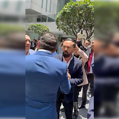 Confrontación 