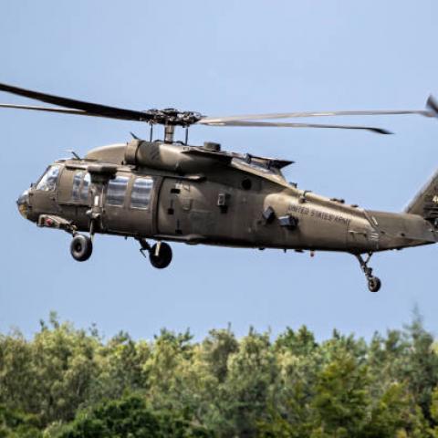 Helicóptero Black Hawk 