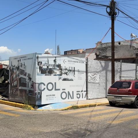 Construcción en el Barrio del Encino
