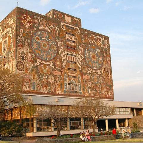 UNAM 