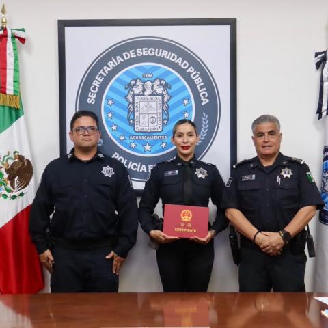 Policías de Aguascalientes se profesionalizan y capacitan en China