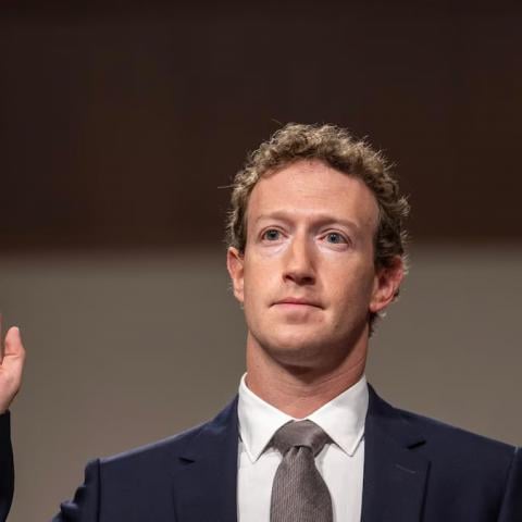 Mark Zuckenberg