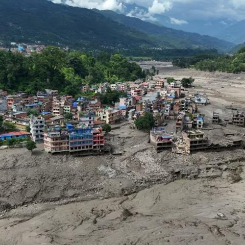 Deslaves en el Himalaya dejan casi 800 personas fallecidas