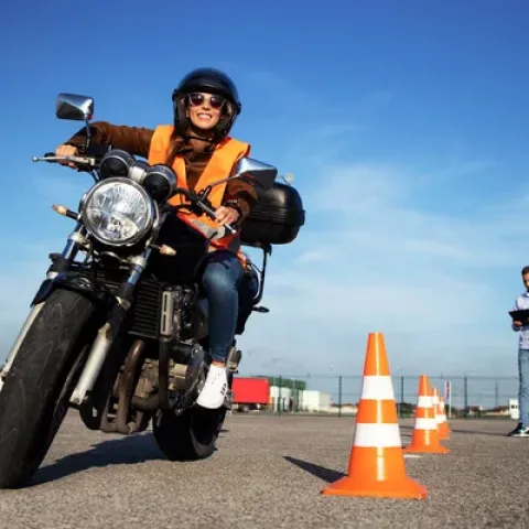 Escuela de Motociclistas 
