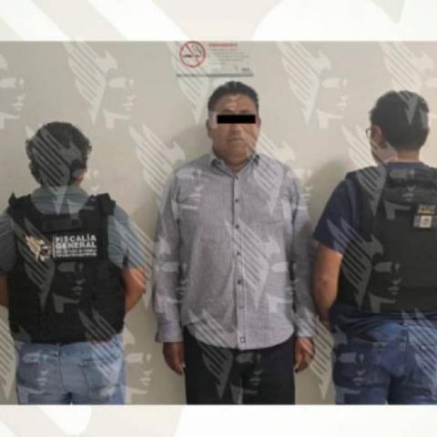 Detienen al secretario de Seguridad de Atlixco por presunto abuso de autoridad