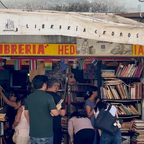 Rentas siguen amagando a librerías; remate salva cierre en el centro y tendrá reubicación