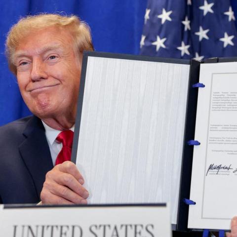 Estados Unidos firma acuerda de seguridad con Groenlandia y Dinamarca