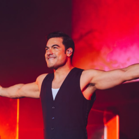 Carlos Rivera pospone conciertos en Latinoamérica por lesión en las cuerdas vocales; deberá guardar reposo médico