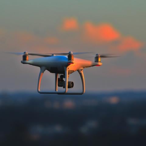 Dron 