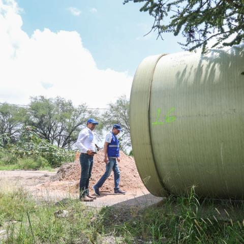 Supervisa Leo Montañez avances en la rehabilitación del colector pluvial Juan Pablo II