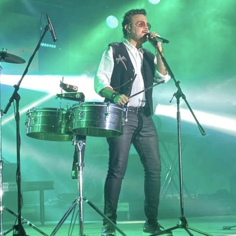 Polémicas de Aleks Syntek aumentan la reproducción de sus canciones en plataformas 