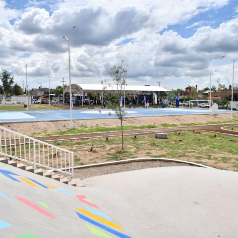 Entregan un nuevo parque en Pabellón de Arteaga