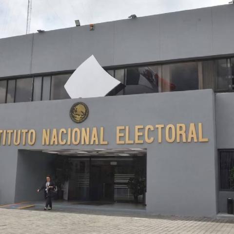 El INE cambiará de color... De nuevo: ahora será gris