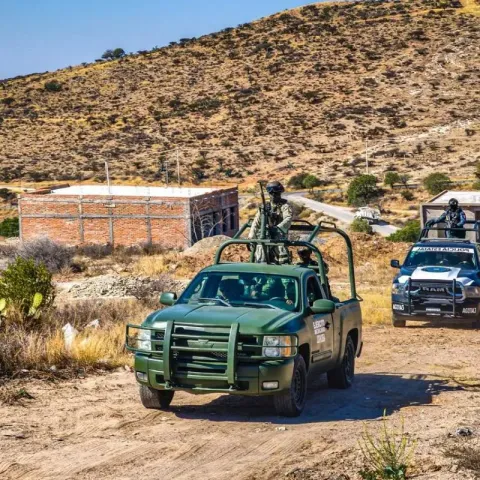 Patrullaje del Ejército y la SSPE