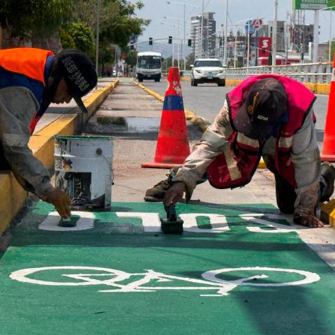 Rehabilitan ciclovías de Aguascalientes