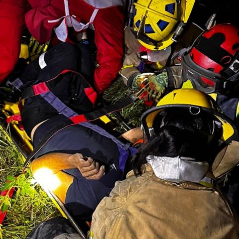 Un delincuente lo interceptó cuando caminaba por las vías del tren durante la madrugada en Villa Sur