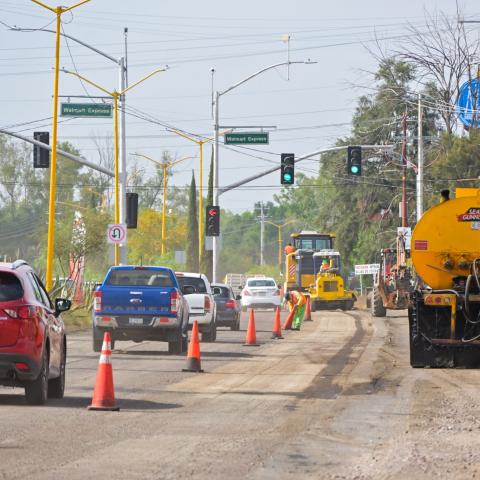 Avanza la rehabilitación del bulevar Juan Pablo II