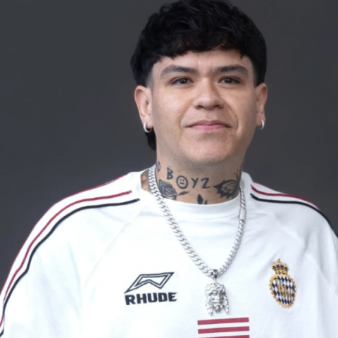 Junior H responde a burlas sobre su estado de salud