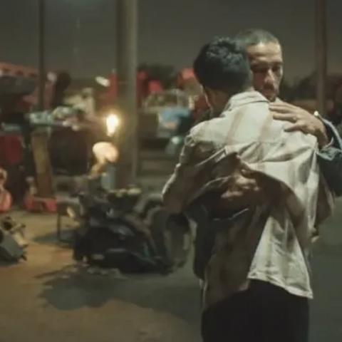 Una historia de amor de amor de carretera triunfa en los Ariel 2026