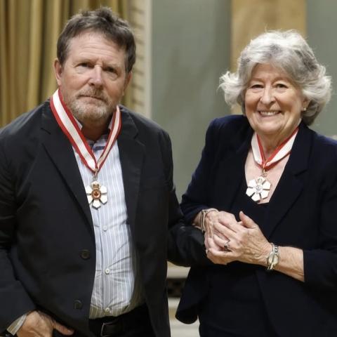 Michael J. Fox recibe máximo honor de Canadá por su activismo contra el Parkinson