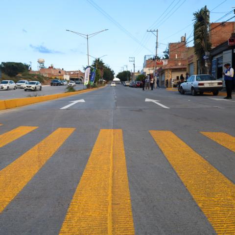 Entrega Leo Montañez rehabilitación de Mariano Hidalgo con concreto hidráulico