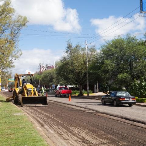 Continúa rehabilitación vial de Avenida Independencia