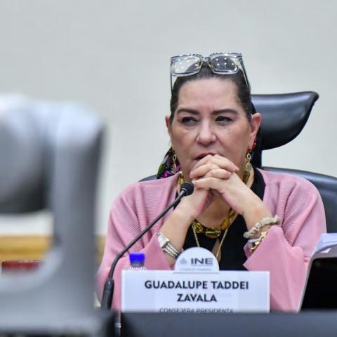 Renuncia Guadalupe Taddei al INE tras escándalos en contrataciones