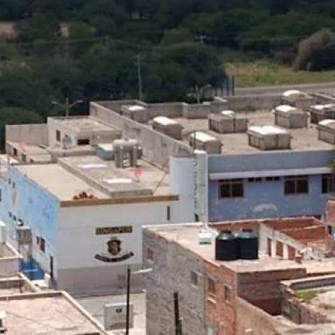 Identifican a trabajadoras de hasta 65 años en la zona de tolerancia; retiran a cinco por falta de permisos