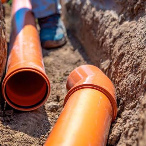 Vecinos de Granjas de San Felipe cumplen 30 años sin drenaje; exigen a municipio intervención